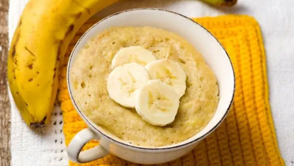 Bolo de banana de micro-ondas