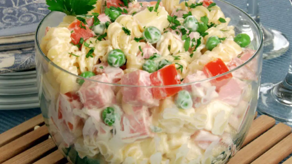 Salada delícia de macarrão