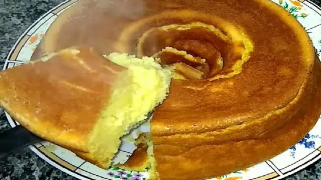 Bolo de cuscuz