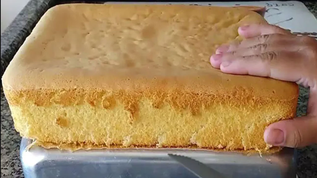 Pão de ló gigante