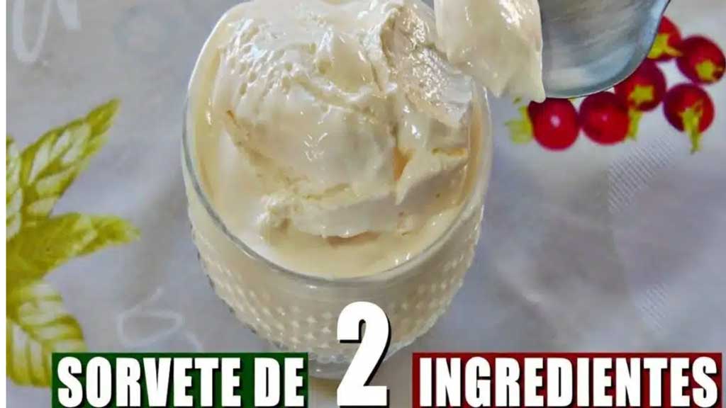 Sorvete simples de chantilly