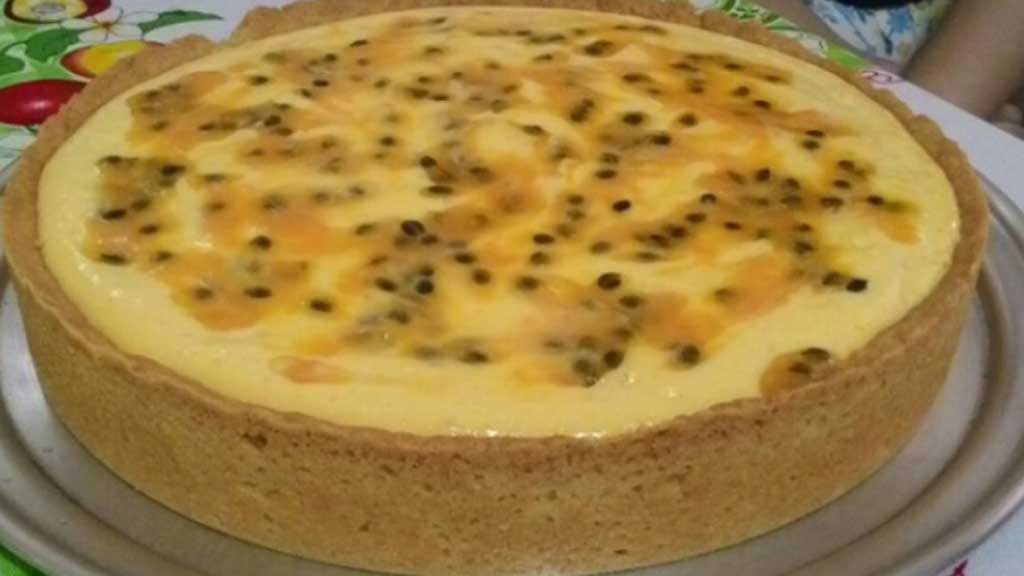 Torta cremosa de maracujá