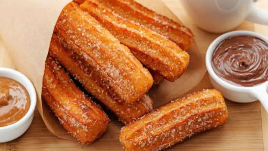 Massa caseira de churros