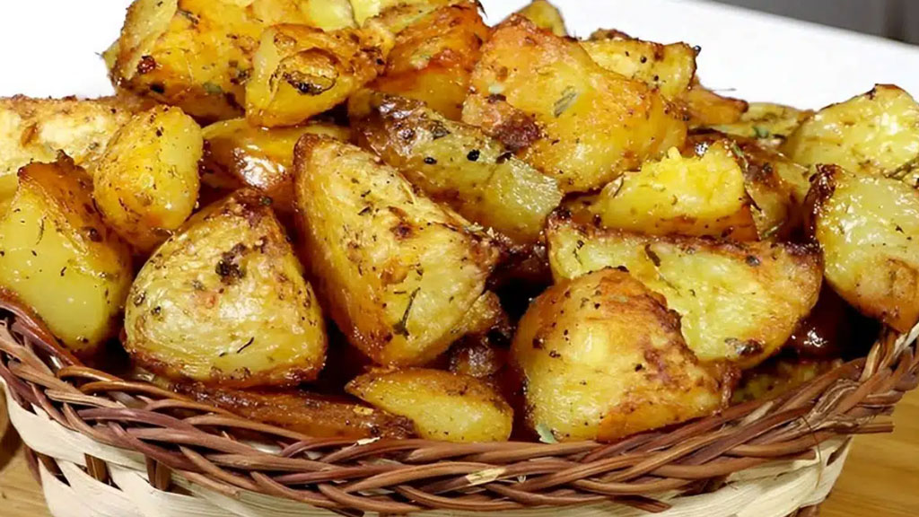 batata assada com alho