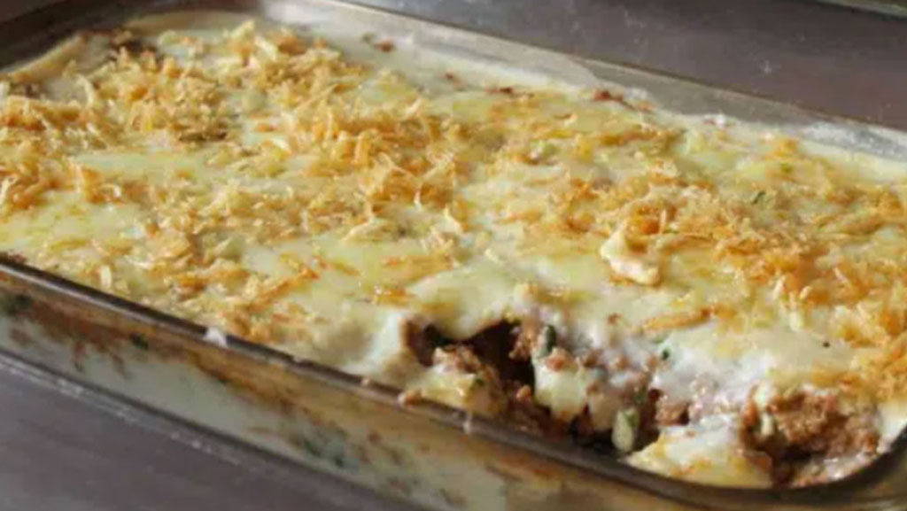 Gratinado cremoso de batata com carne