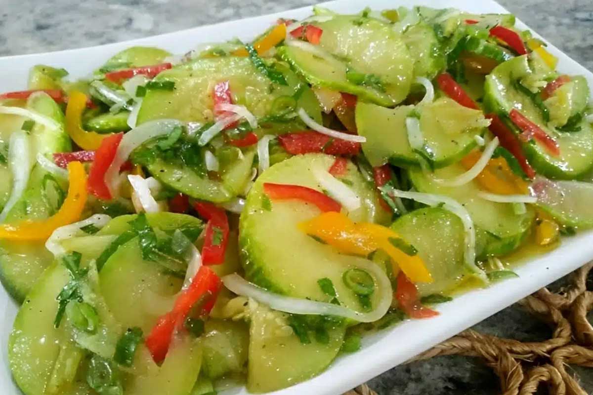 Salada de abobrinha