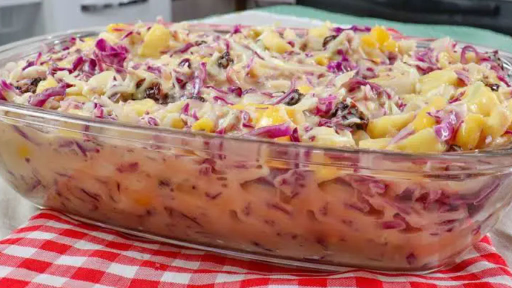 Salada de repolho doce e ácida