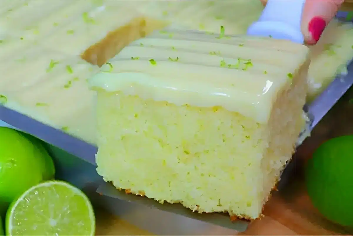 Bolo de limão no liquidificador