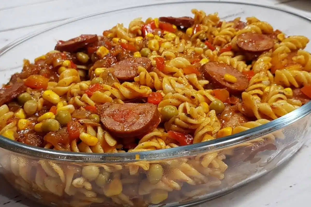 Macarrão com calabresa