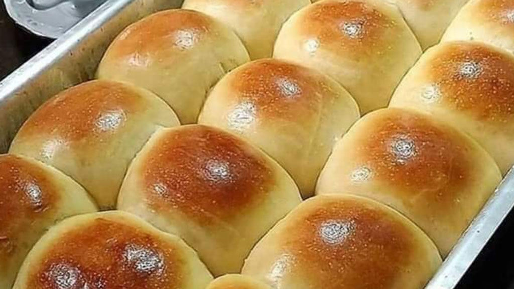 Pão bolinha caseiro