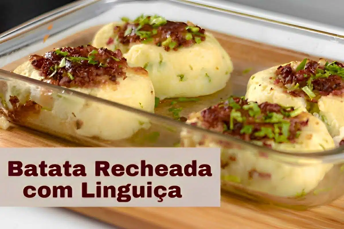 Batata recheada com linguiça