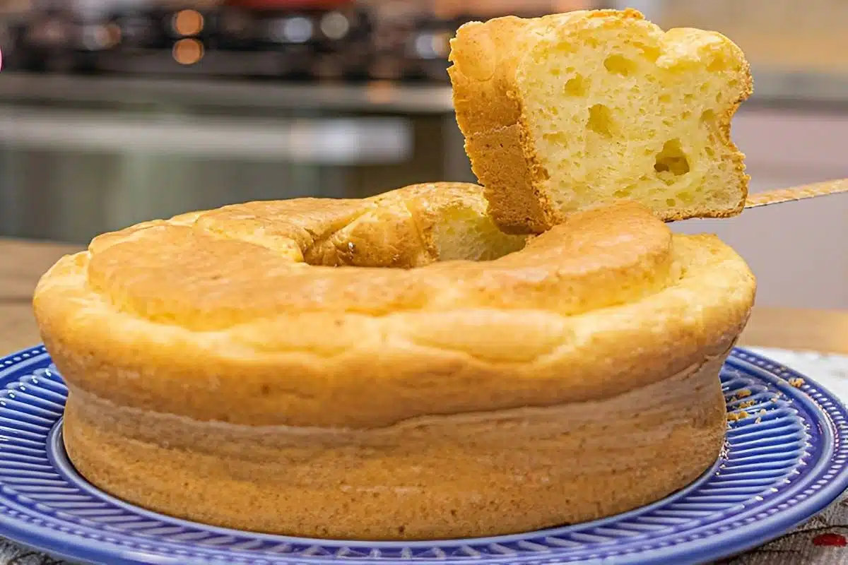 Pão de polvilho com queijo