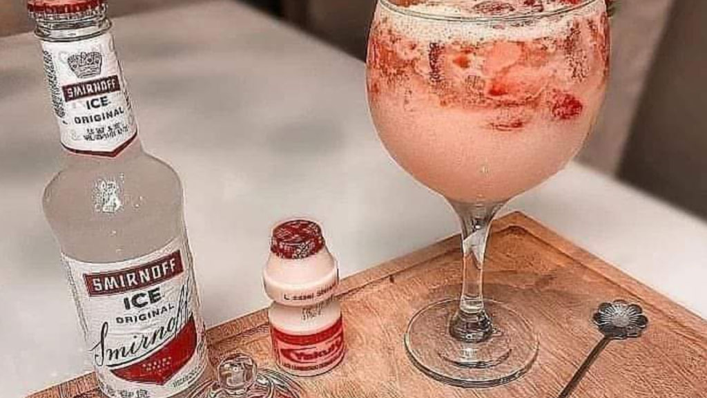 Drink de Smirnoff geladinho