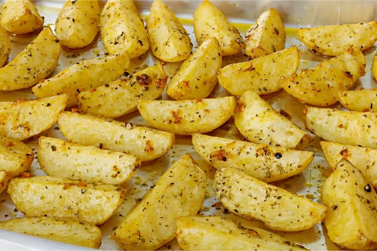 Batatas assadas crocantes