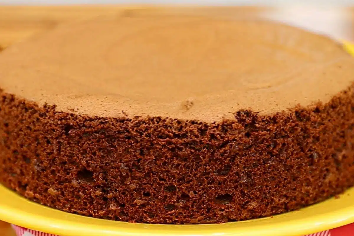 Bolo de mousse de chocolate