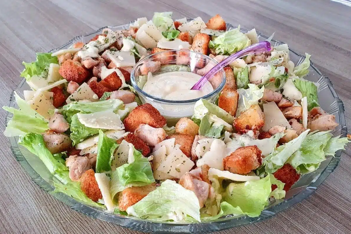 Salada Caesar